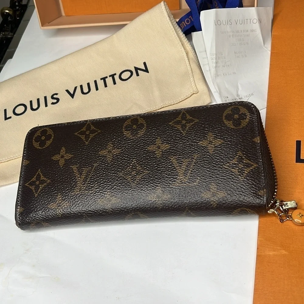 Louis Vuitton this great